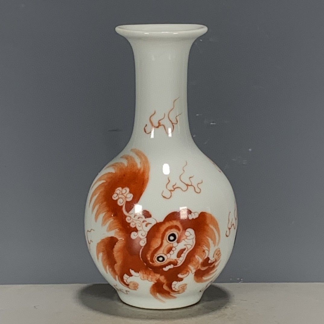 Vintage Collectible Pottery - Vintage Chinese Wucai ijzeren rode porseleinen