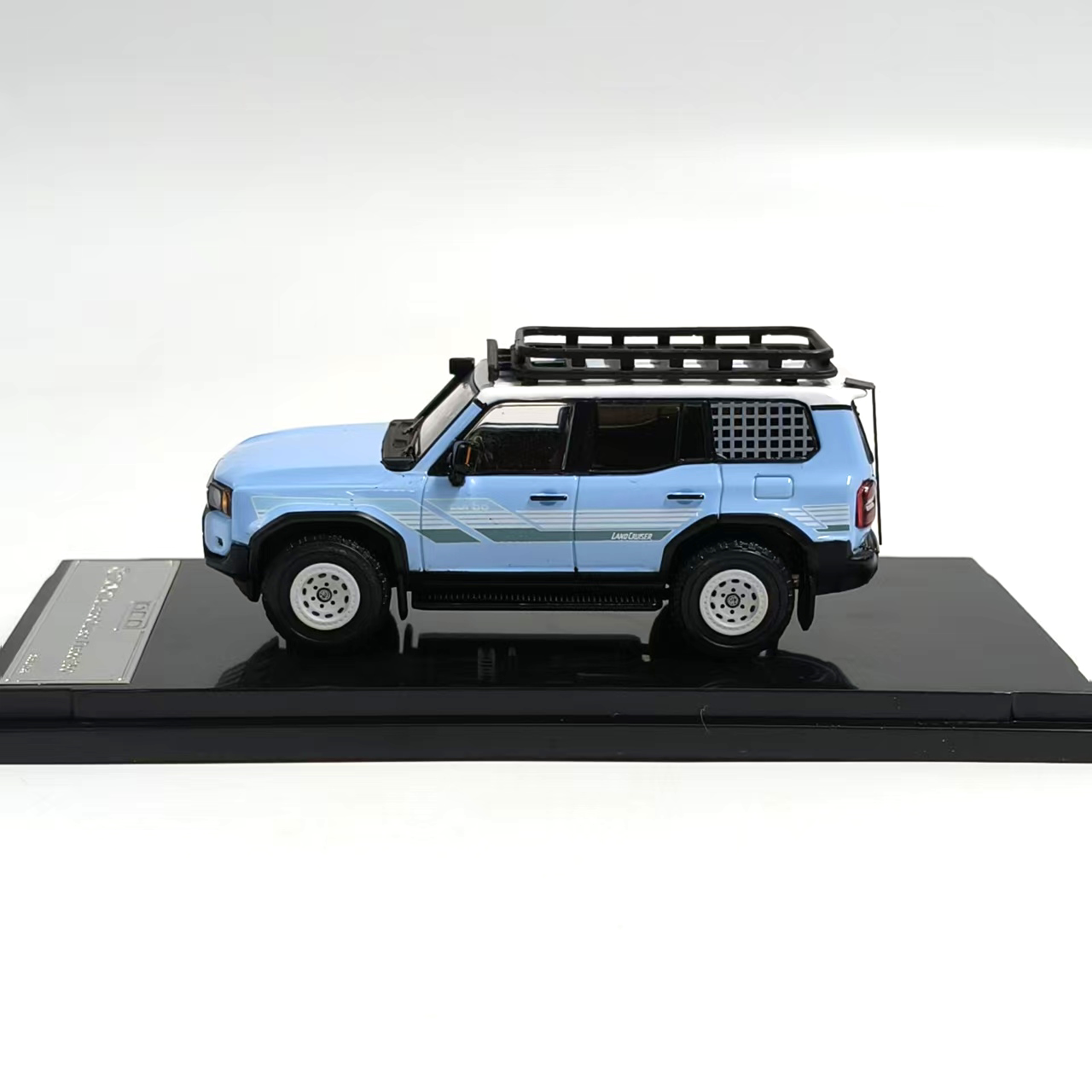 Diecast DCM 1:64 schaal LC250  - Vintage And Collectible recensie en prijs
